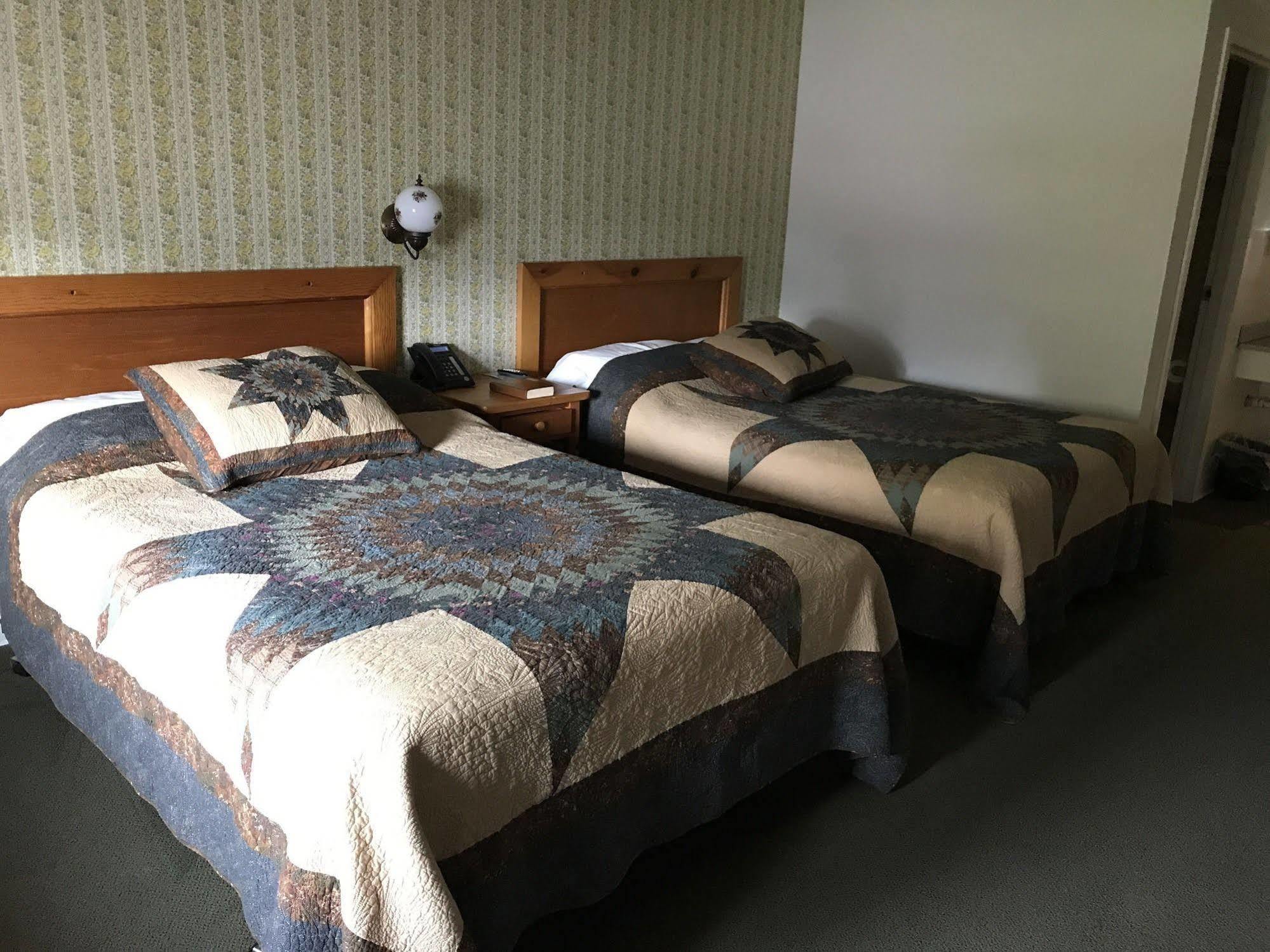 Casselman Inn Grantsville Eksteriør billede