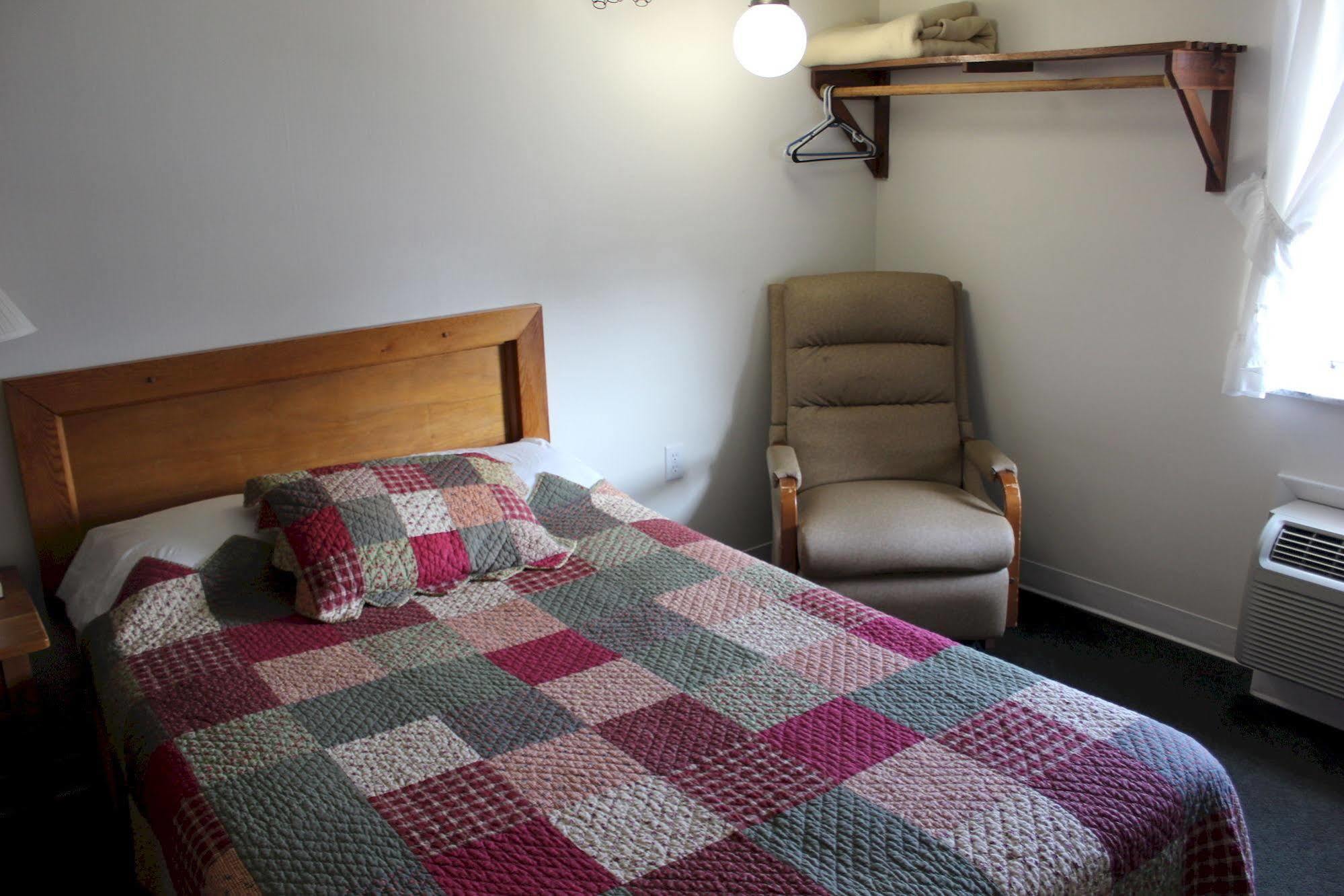 Casselman Inn Grantsville Eksteriør billede